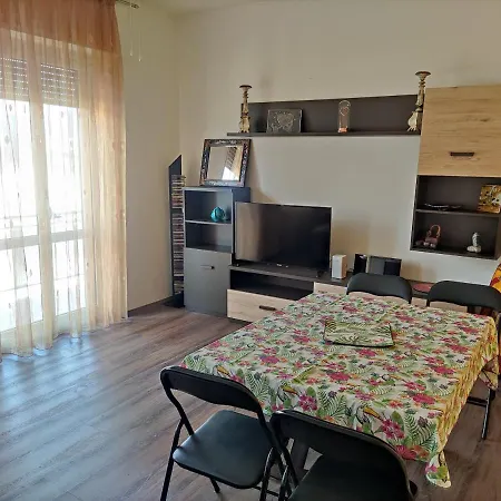 Olis Trilocale Sole * Como